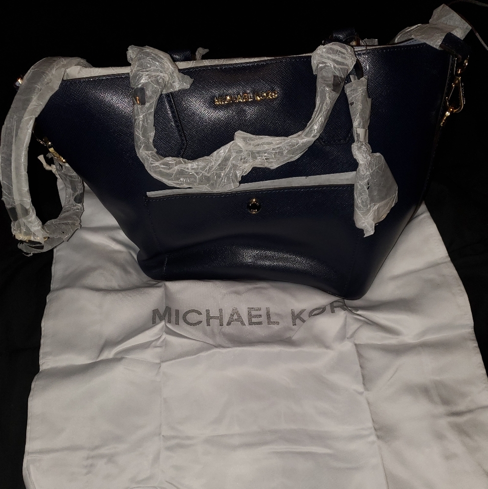 Michael Kors leather bag